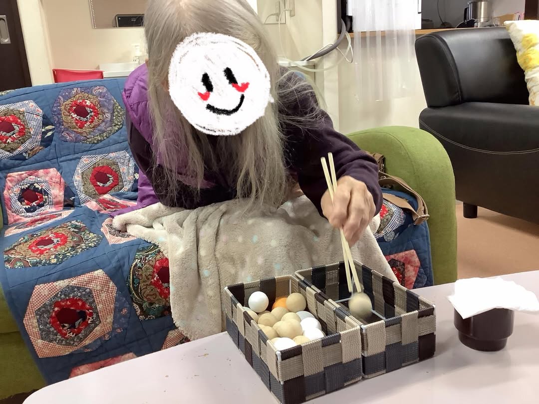 レクリエーションを通して手のリハビリ